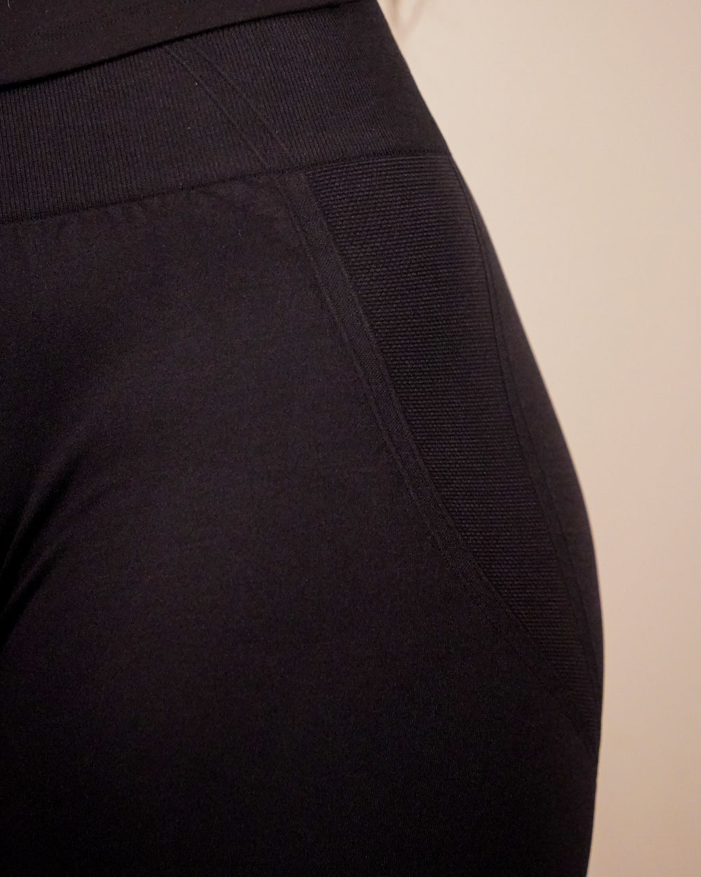 Vira Motion Seamless Short