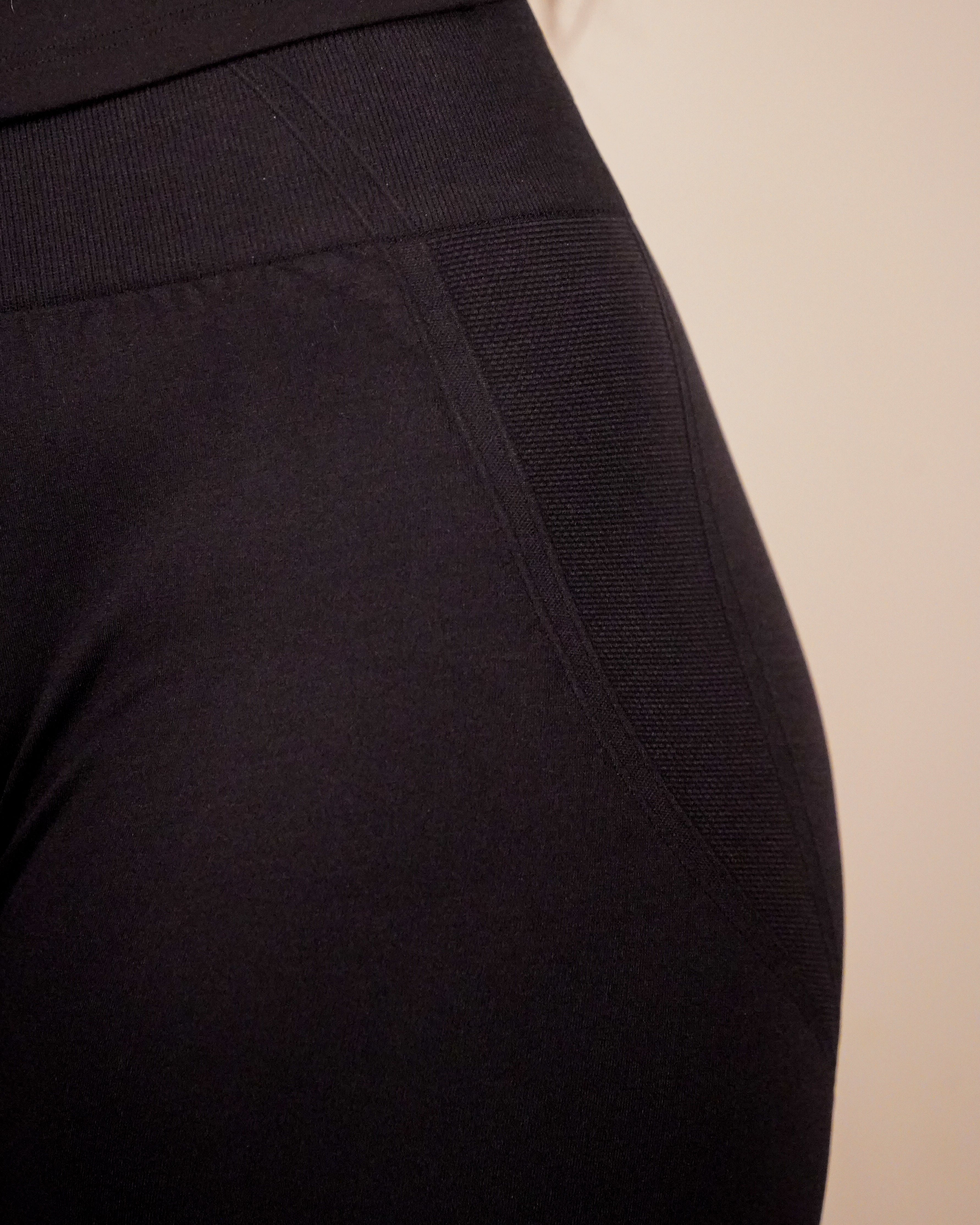 Vira Motion Seamless Short