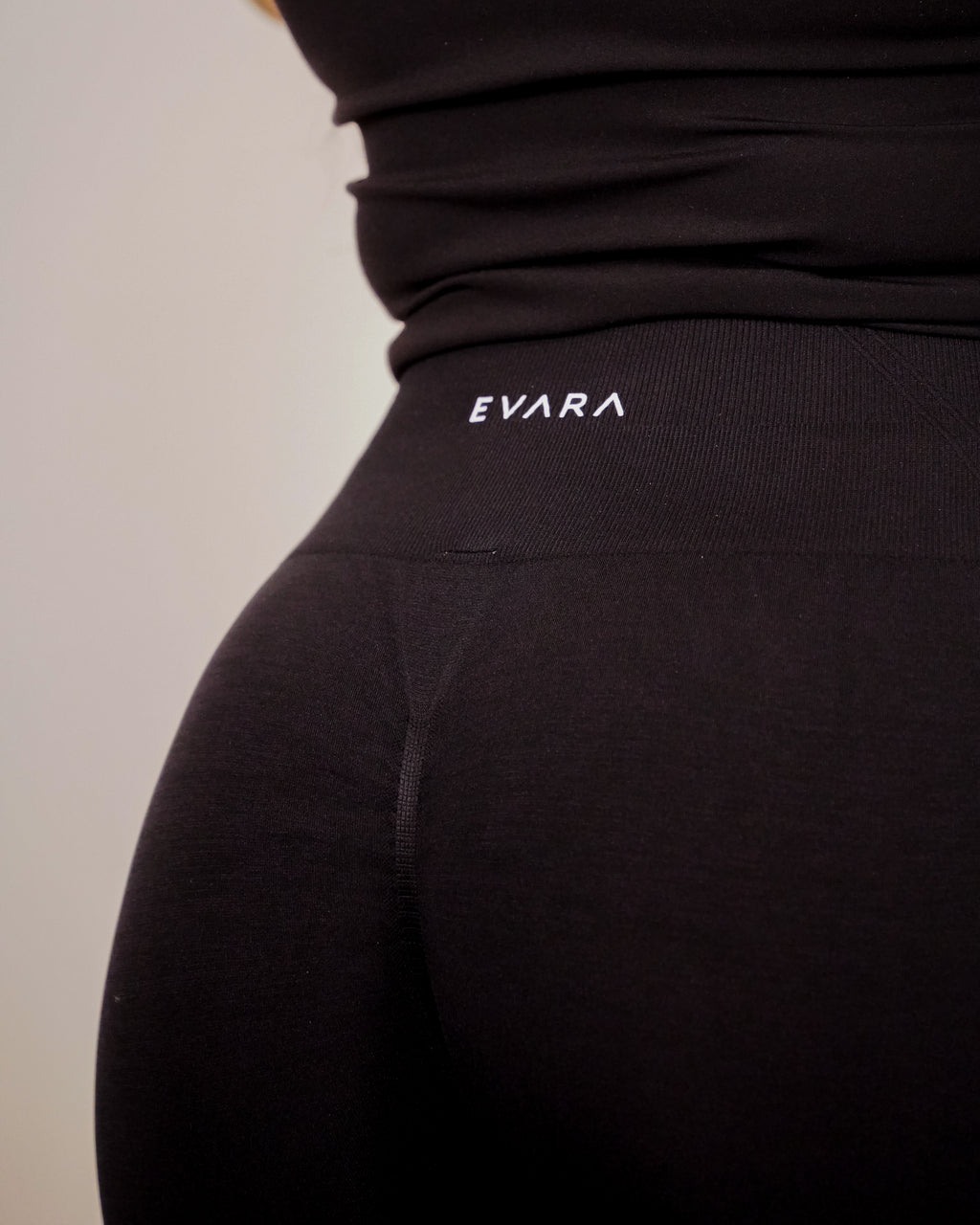 Vira Motion Seamless Short