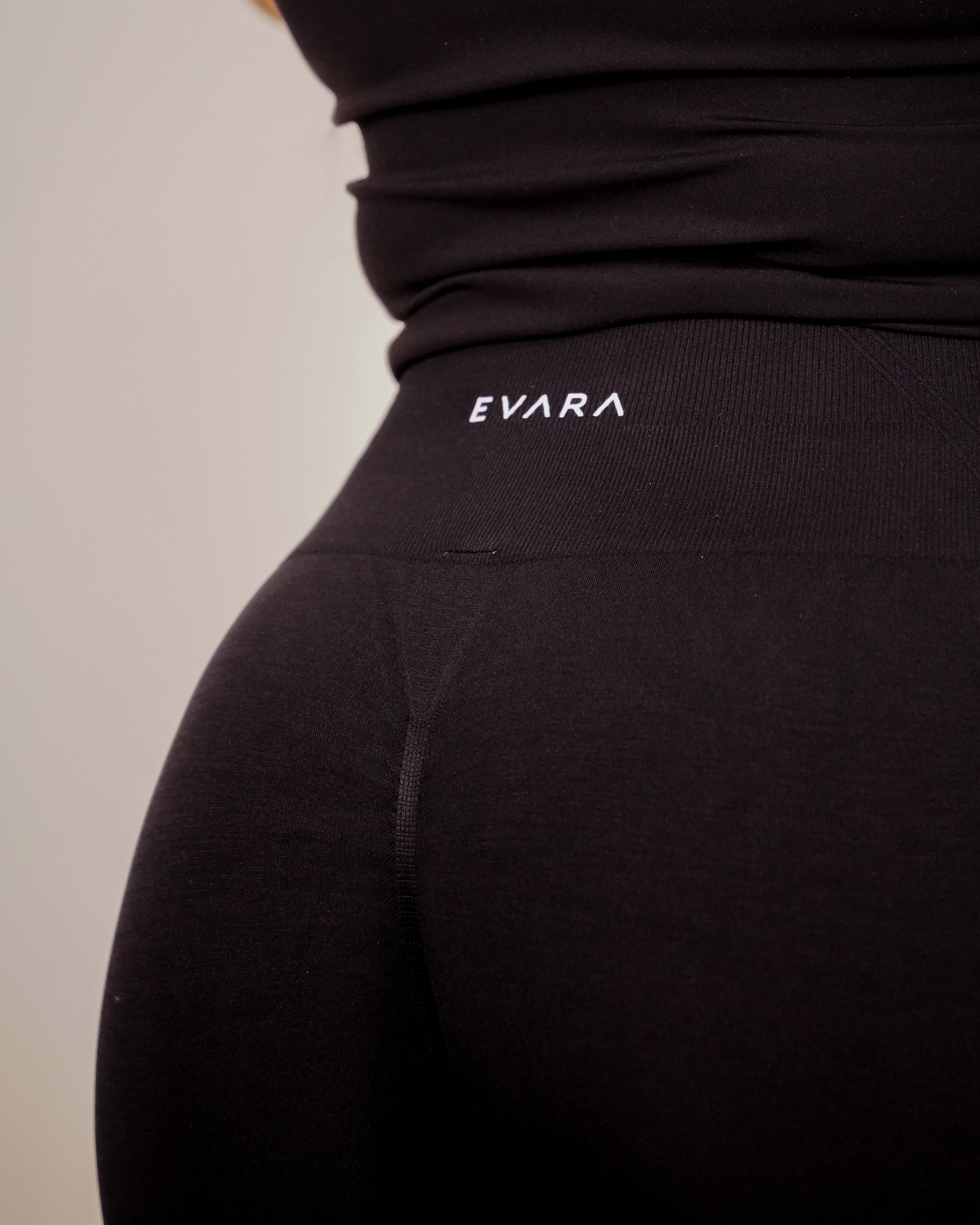 Vira Motion Seamless Short